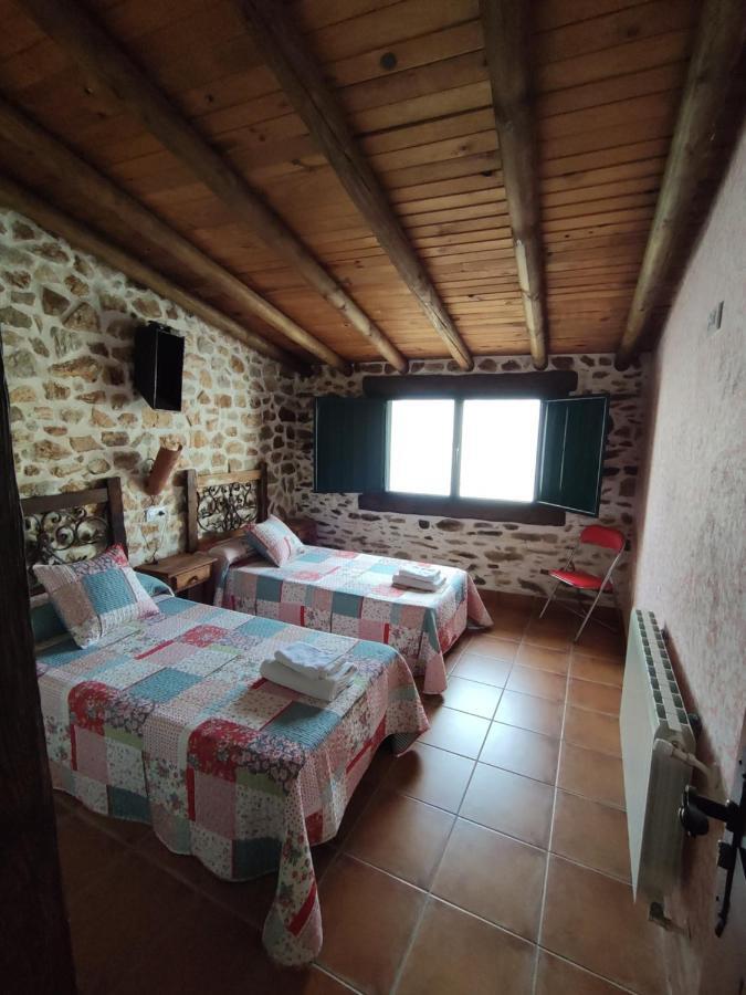 Casa Rural La Carriona Segura de León Eksteriør bilde