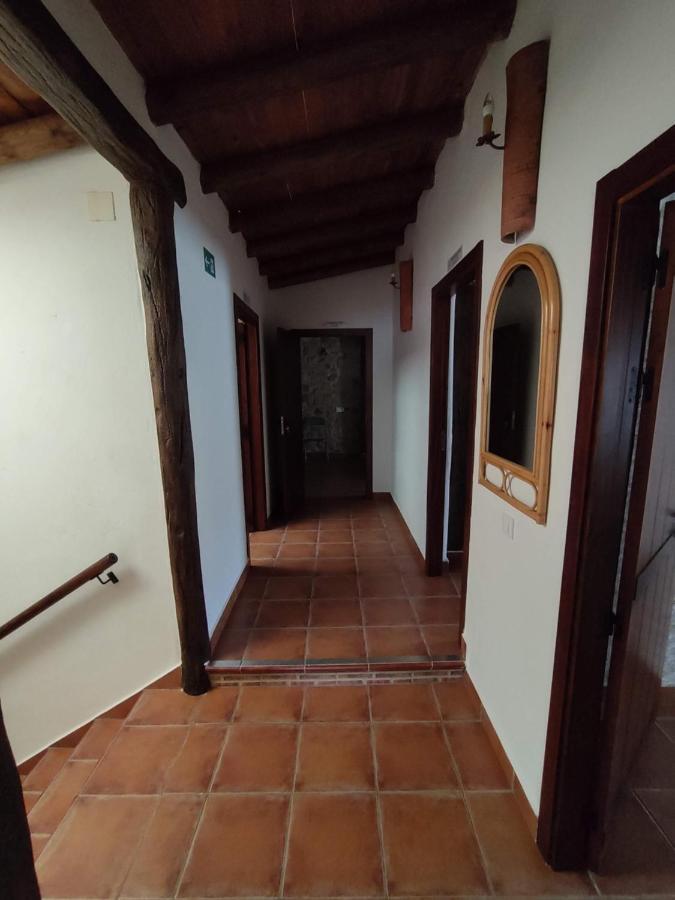 Casa Rural La Carriona Segura de León Eksteriør bilde